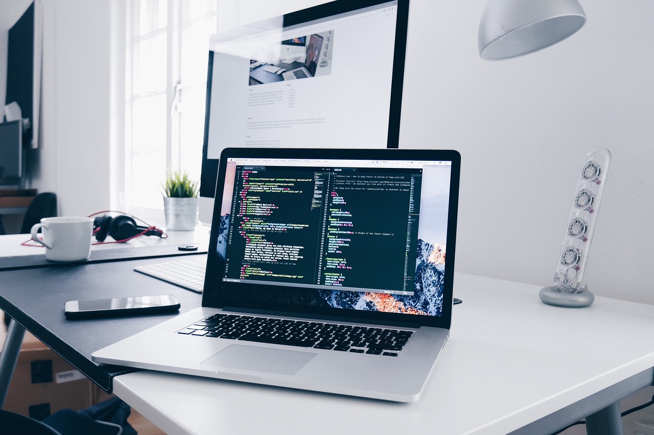 Computer, laptop, tech — WHY TECKMETRIC AUTO REPAIR SOFTWARE IS CONSIDERED TO BE THE BEST
