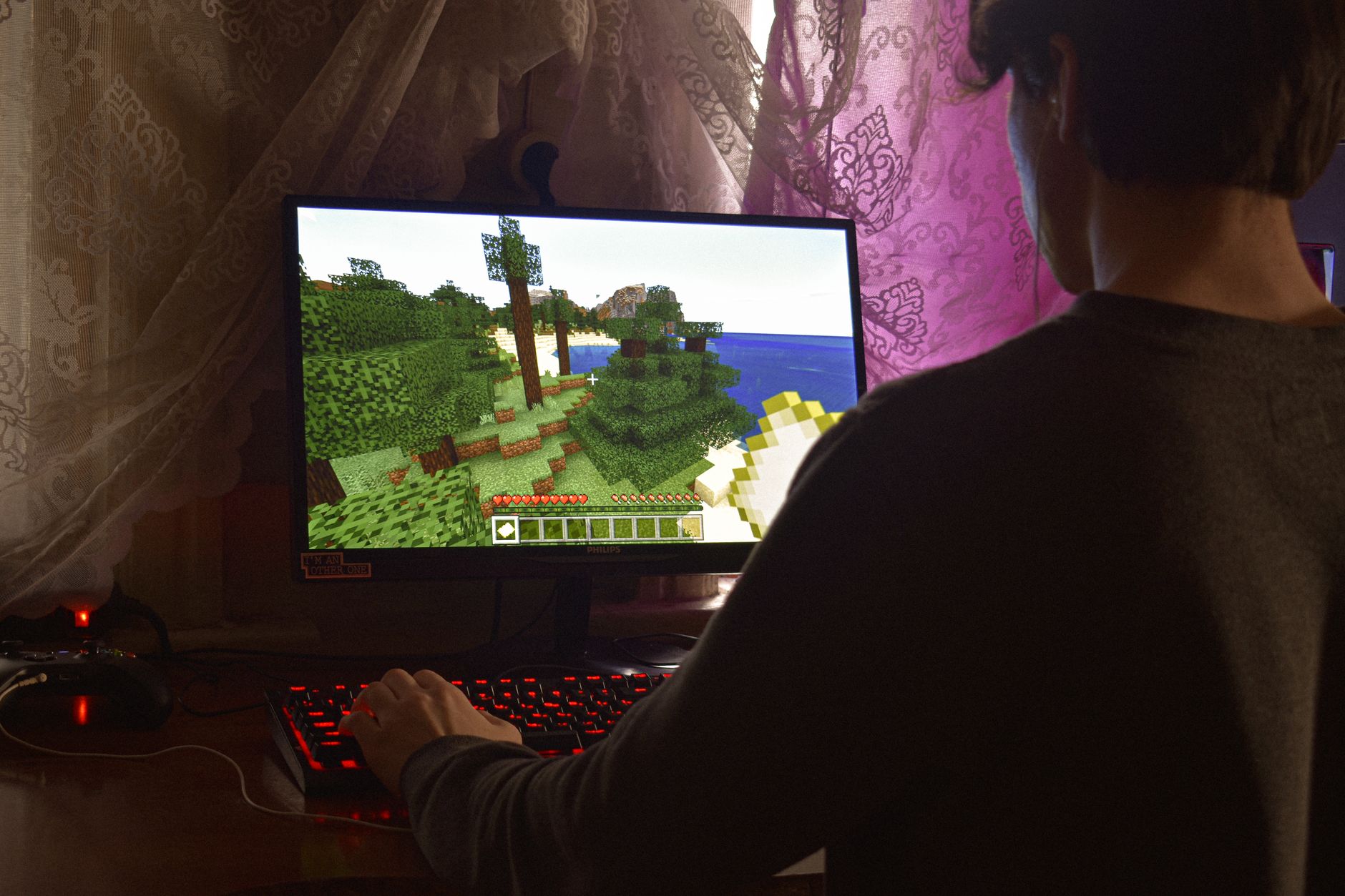 Minecraft Bedrock 26.50 Update: Easy Steps to Download