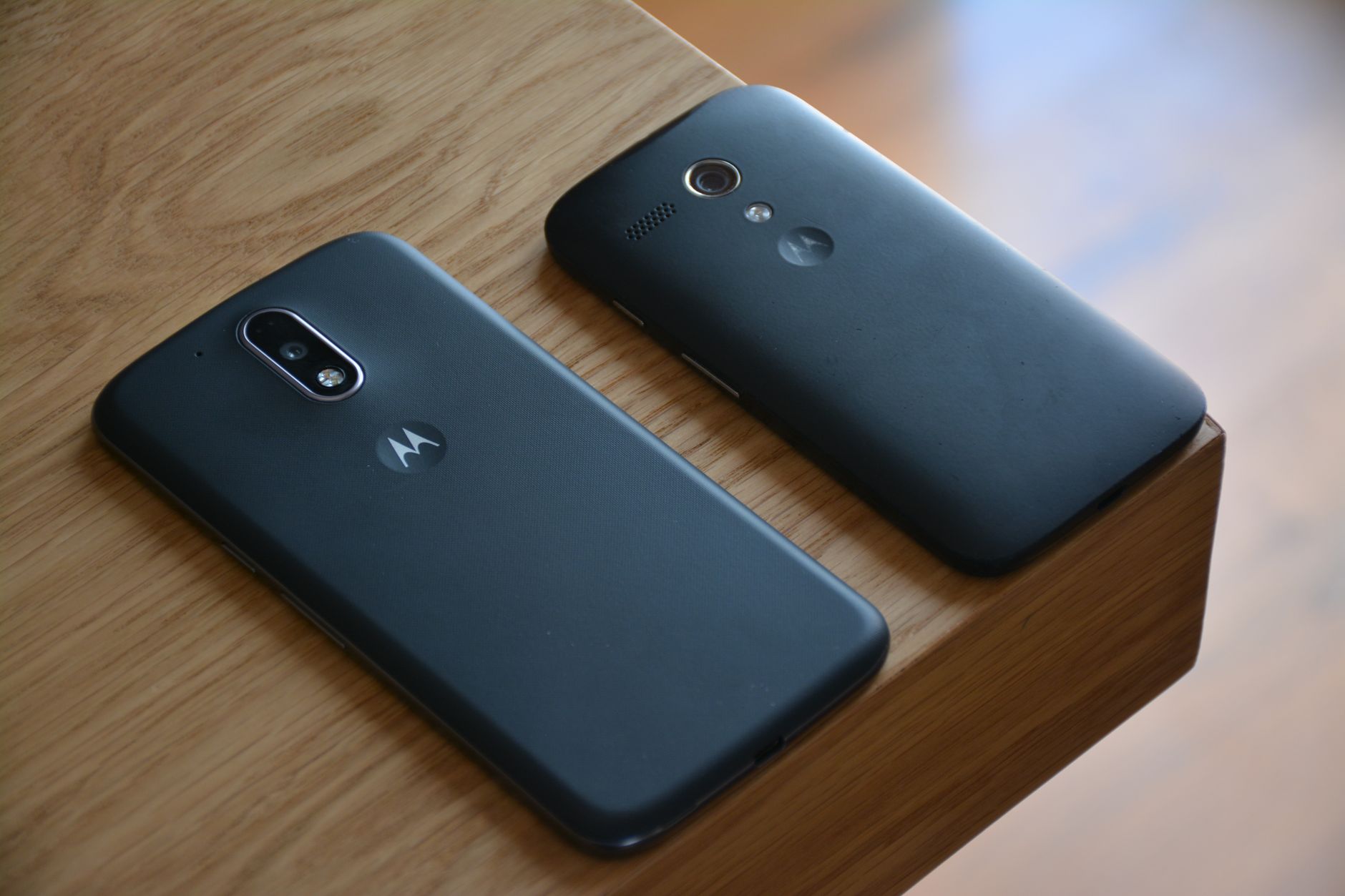 Motorola Signature 27 features
